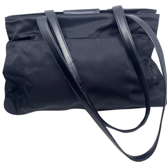 Coach Xl Black Nylon Shoulder Bag - Picture 1 of 8